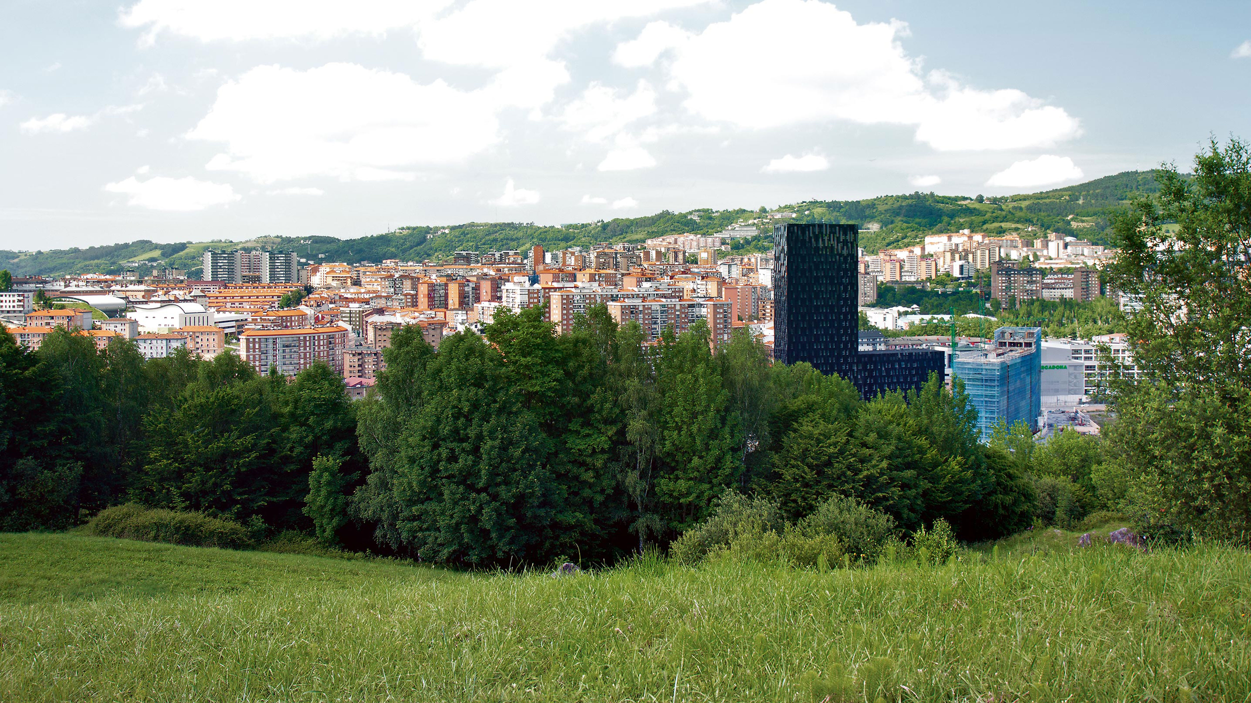 西班牙节能公寓楼·“Torre Passivhaus #361Bolueta”-0