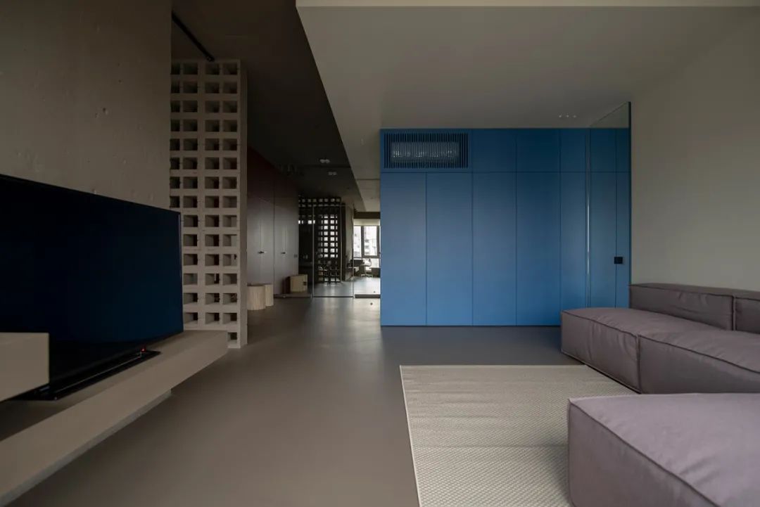 裸墙温润，陶砖创意——313 Block`s 公寓设计-87