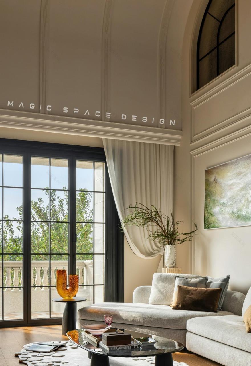 光迹循形,构筑法式空间的温柔秩序-0