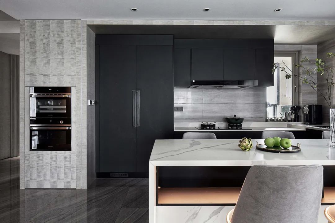 任喆辉打造 228m²现代私宅,优雅高级彰显不凡-34