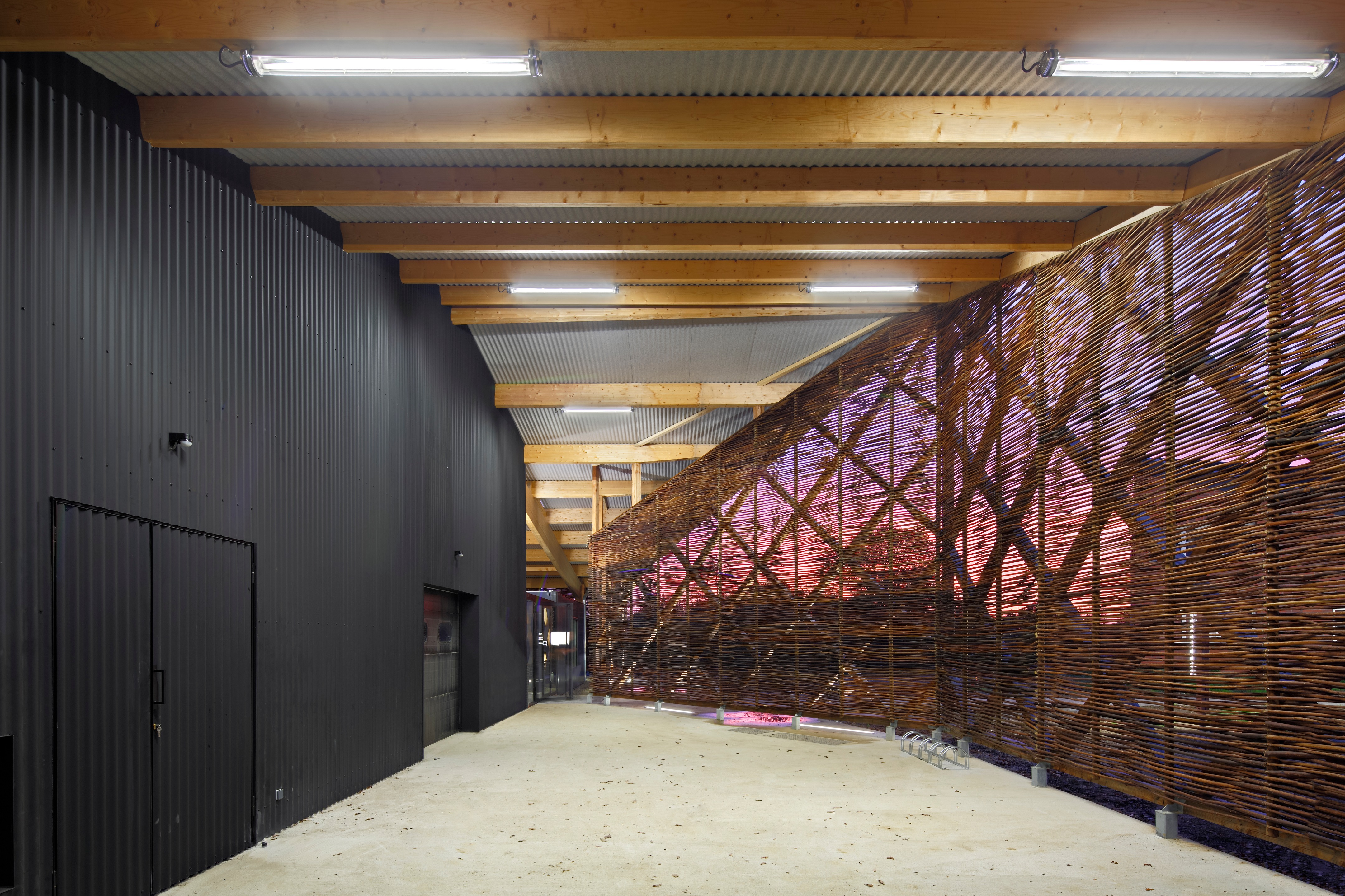 校园绿意 · 蔬菜加工车间与教学结合的设计-76