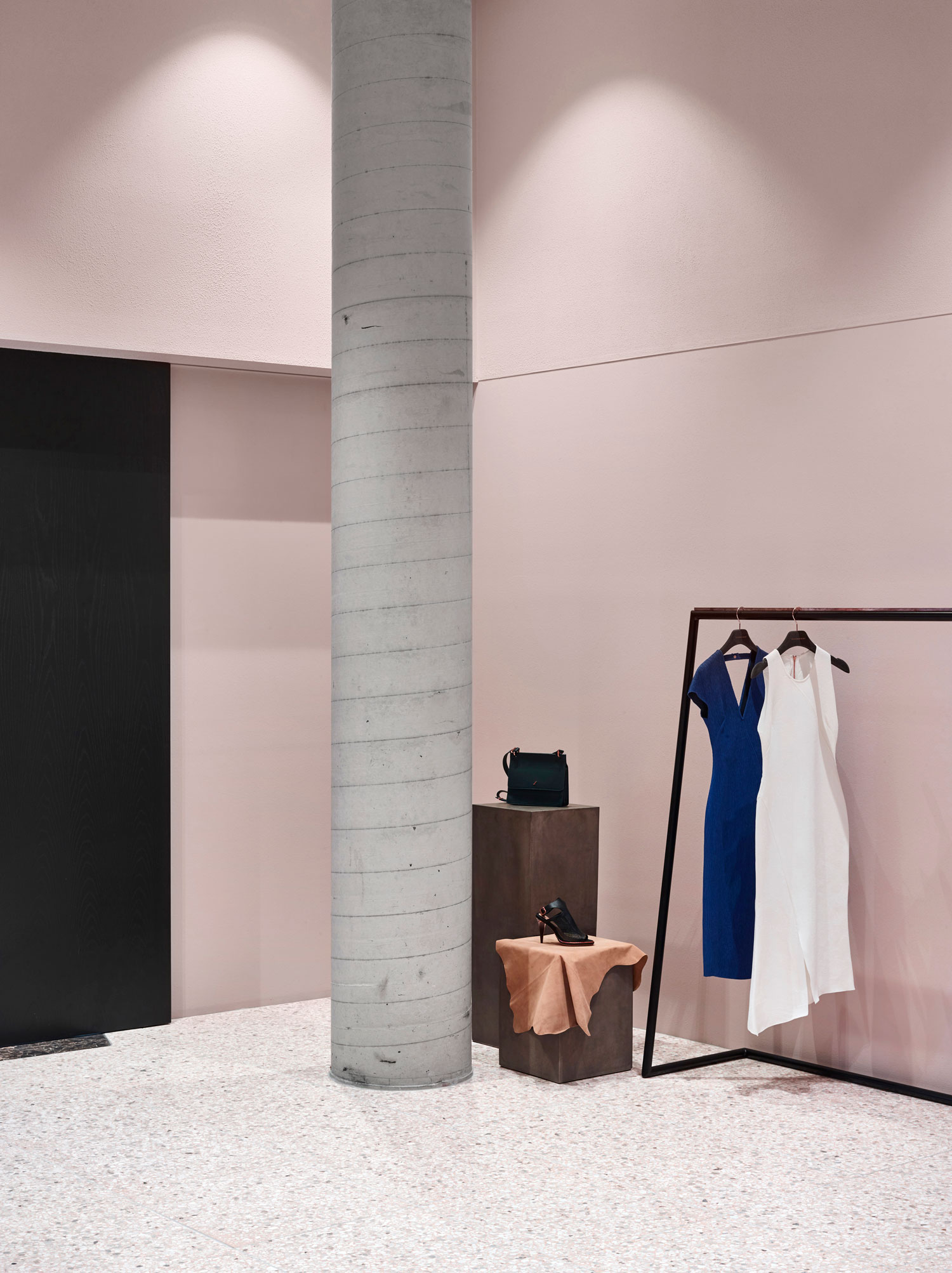 Flack Studio 打造 Ginger and Smart 时尚旗舰店,展现澳大利亚设计魅力-1