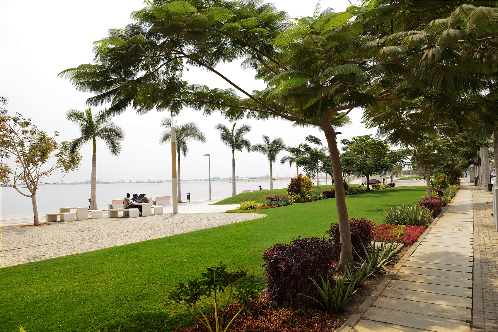 罗安达湾滨海景观，安哥拉 / COSTA LOPES and LANDPLAN-17