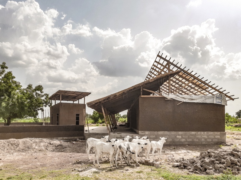 丨贝宁丨L'Harmattan architecture的四位建筑师-49