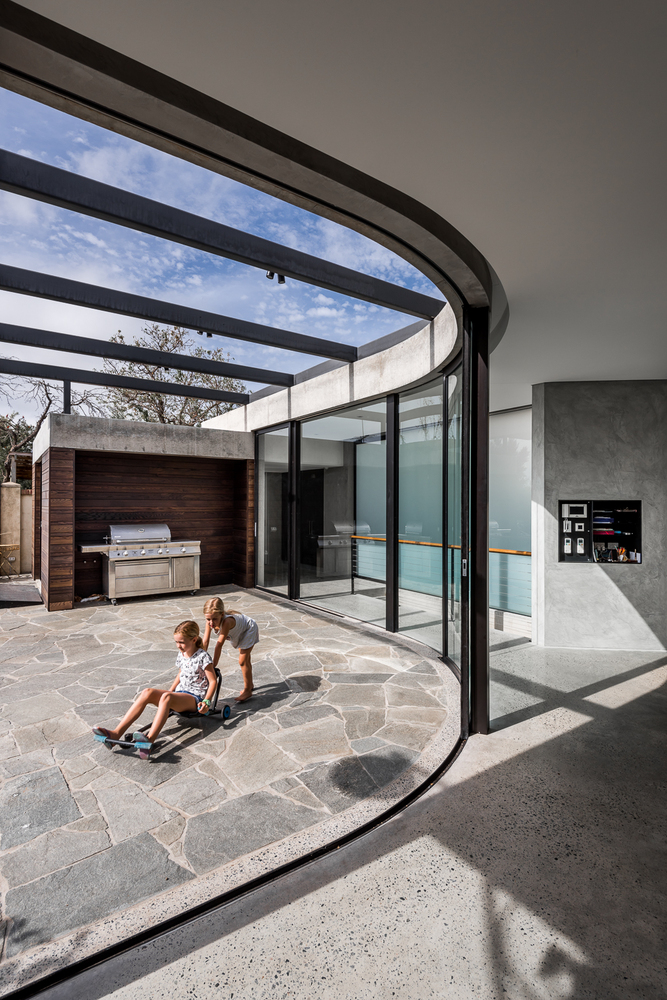 澳大利亚 Fremantle 老宅翻新，现代工业风融入温暖曲线-31