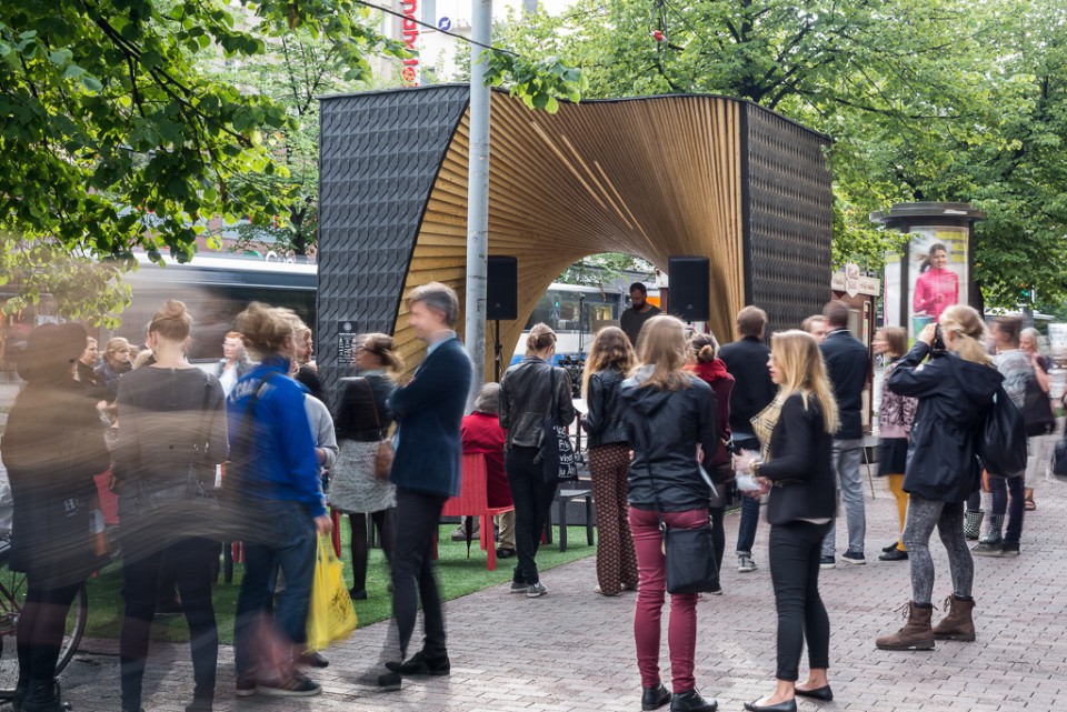 芬兰街头互动表演亭-14