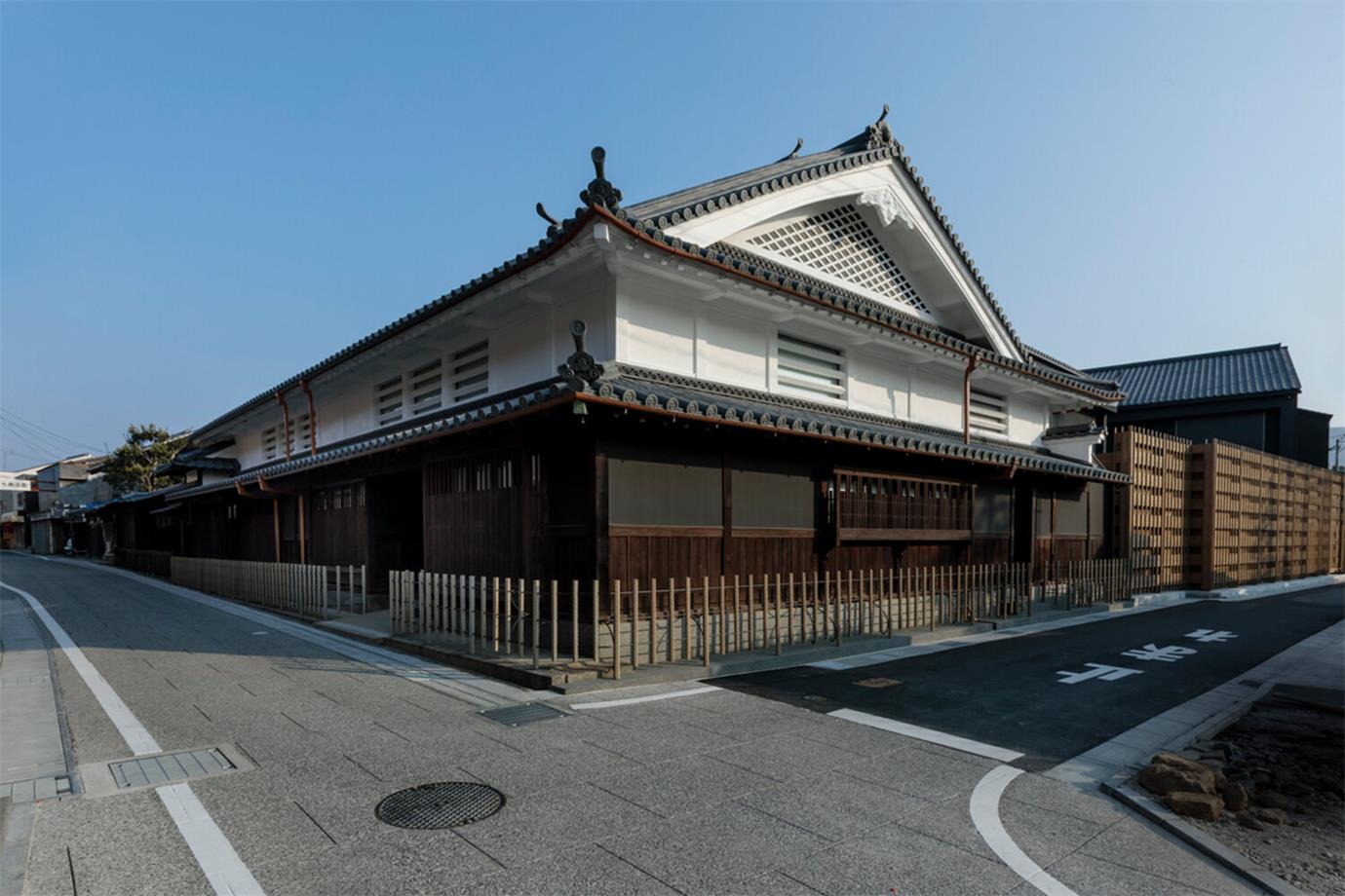 传递日本社区文化的Setumi Azumi民宿设计丨日本广岛丨戈者设计,京都建筑师三浦四郎等-6