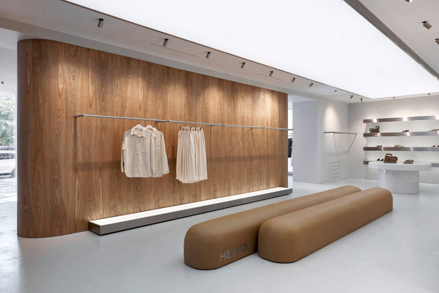 乌克兰服装品牌COOSH展厅丨乌克兰敖德萨丨Alexey Gulesha,Cyrill Verbych等-19