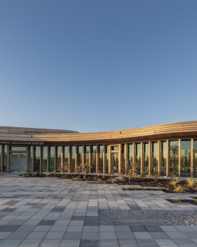 Waterfront Botanical Gardens  / Perkins and Will
