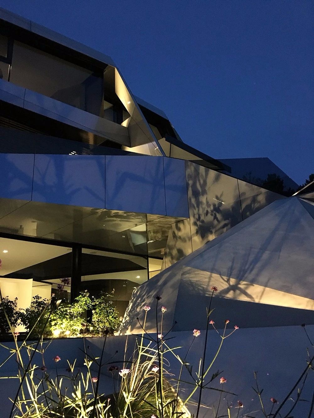 未来感住宅设计，维也纳 Ad2 Architekten 事务所打破传统-35