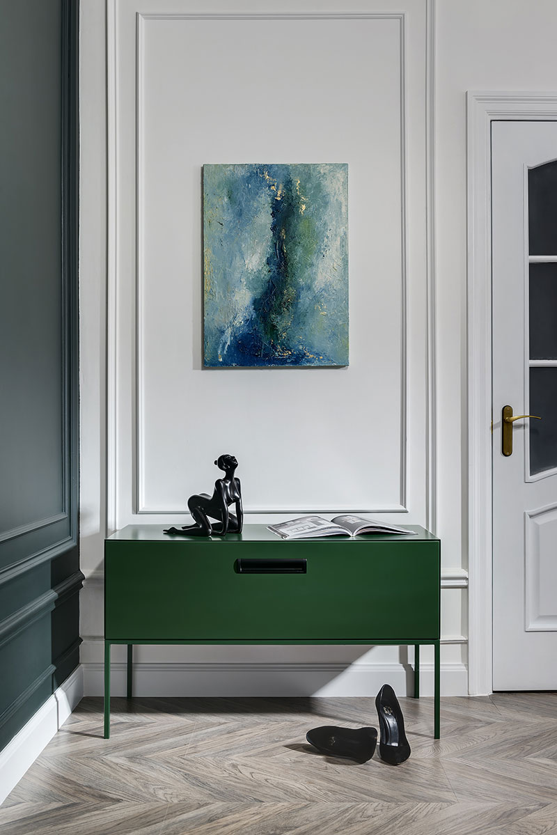 乌克兰时尚租赁住宅，隐藏式床设计独特-14