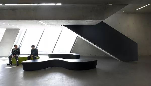 伦敦 ARK 伊芙琳·格雷斯学院——融入社区的共享教育空间-48