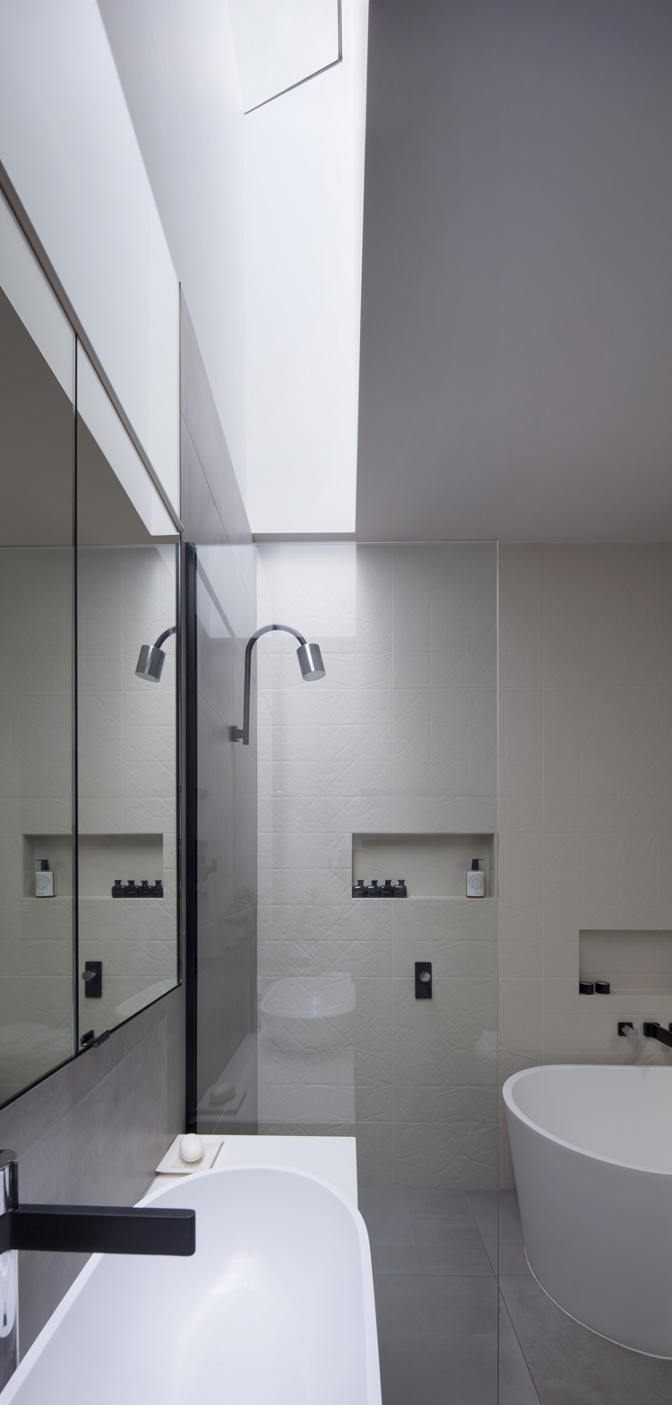 Looking glass Melbourne-18