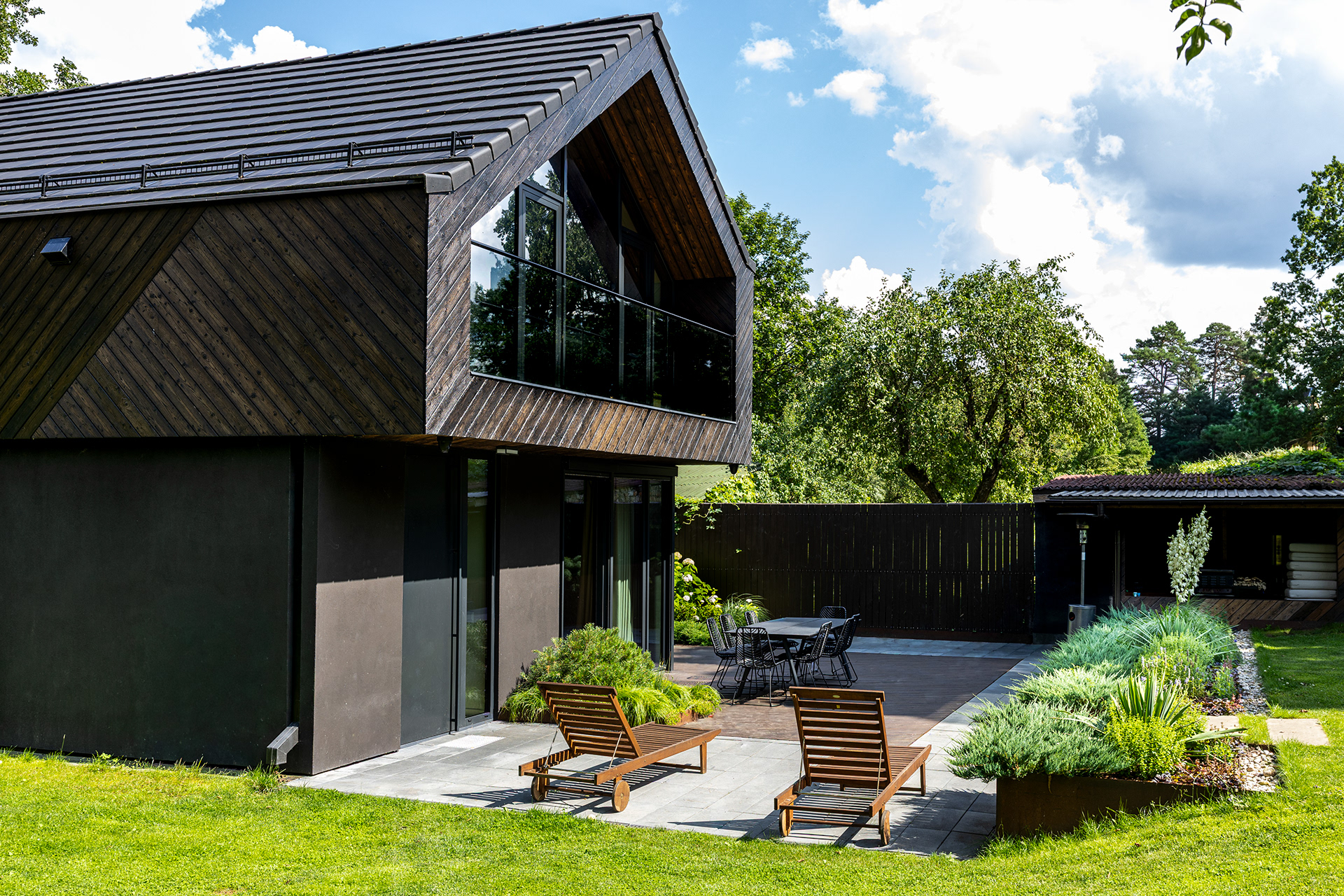 里加梅扎公园私人花园设计丨拉脱维亚里加-6