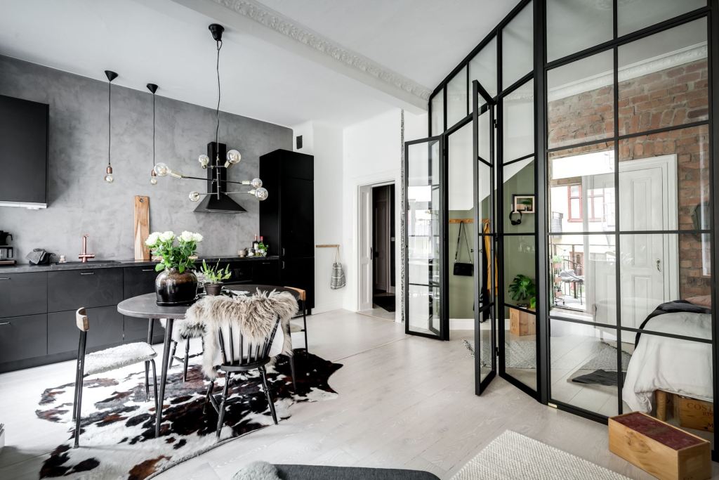 MojStan·net · 小公寓卧室玻璃墙设计-12