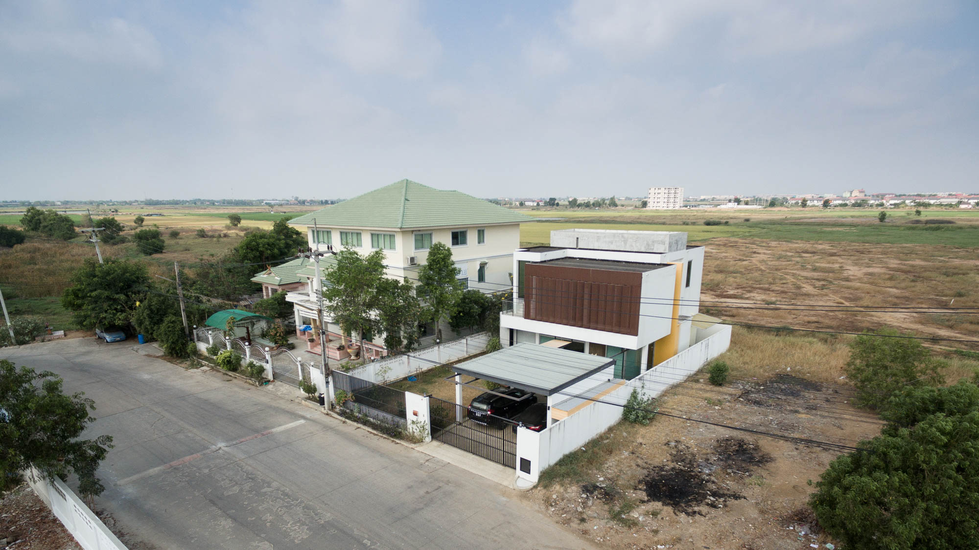 泰国曼谷大城府住宅 | 现代简约与传统融合-16