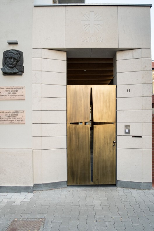 Târgu Mureș市爱心创新与生活质量社会中心丨罗马尼亚丨TEKTUM-34