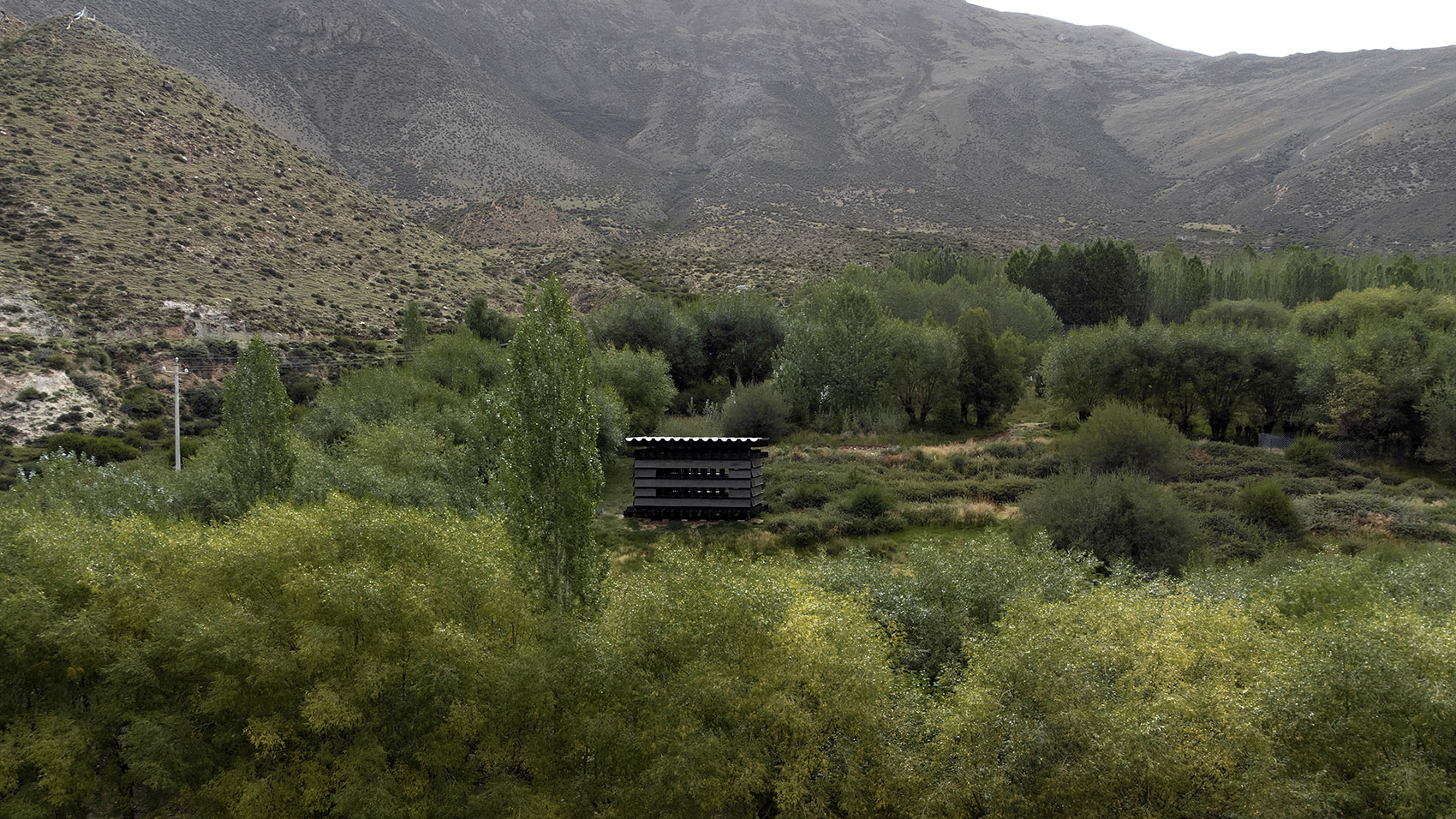 山南观蜂小屋,西藏 / OMNO-8