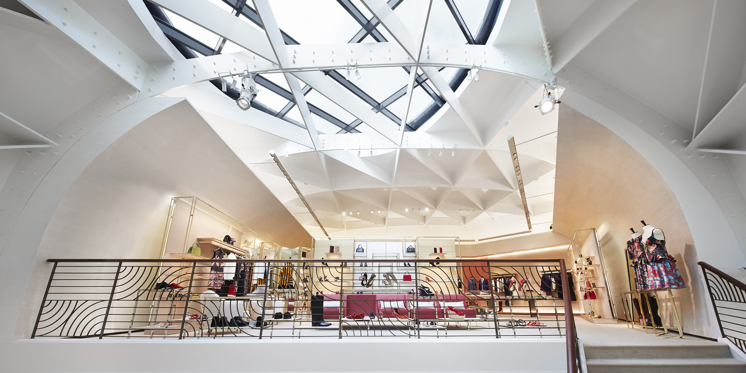 Louis Vuitton Monaco-0