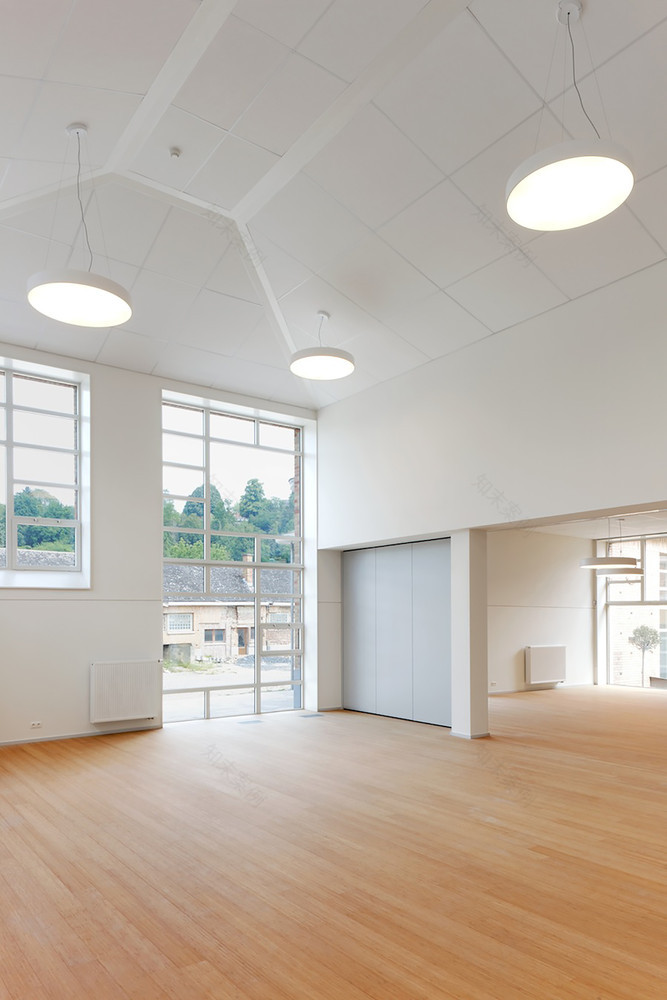 比利时纳穆尔前轰炸机屠宰场区文化景点设计-31