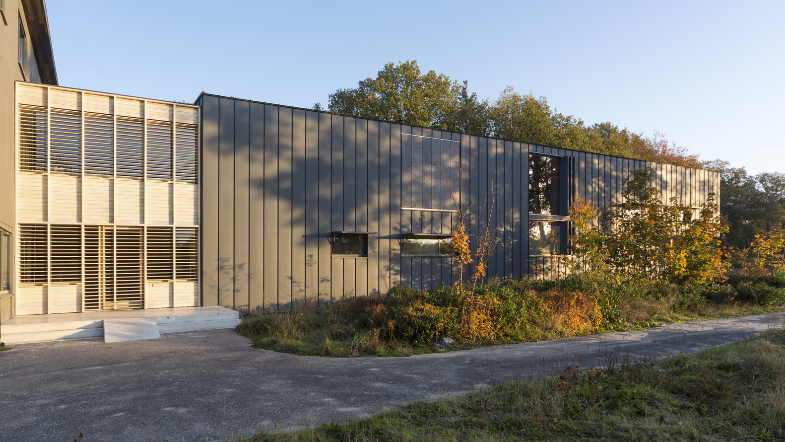 荷兰L形住宅改造-8