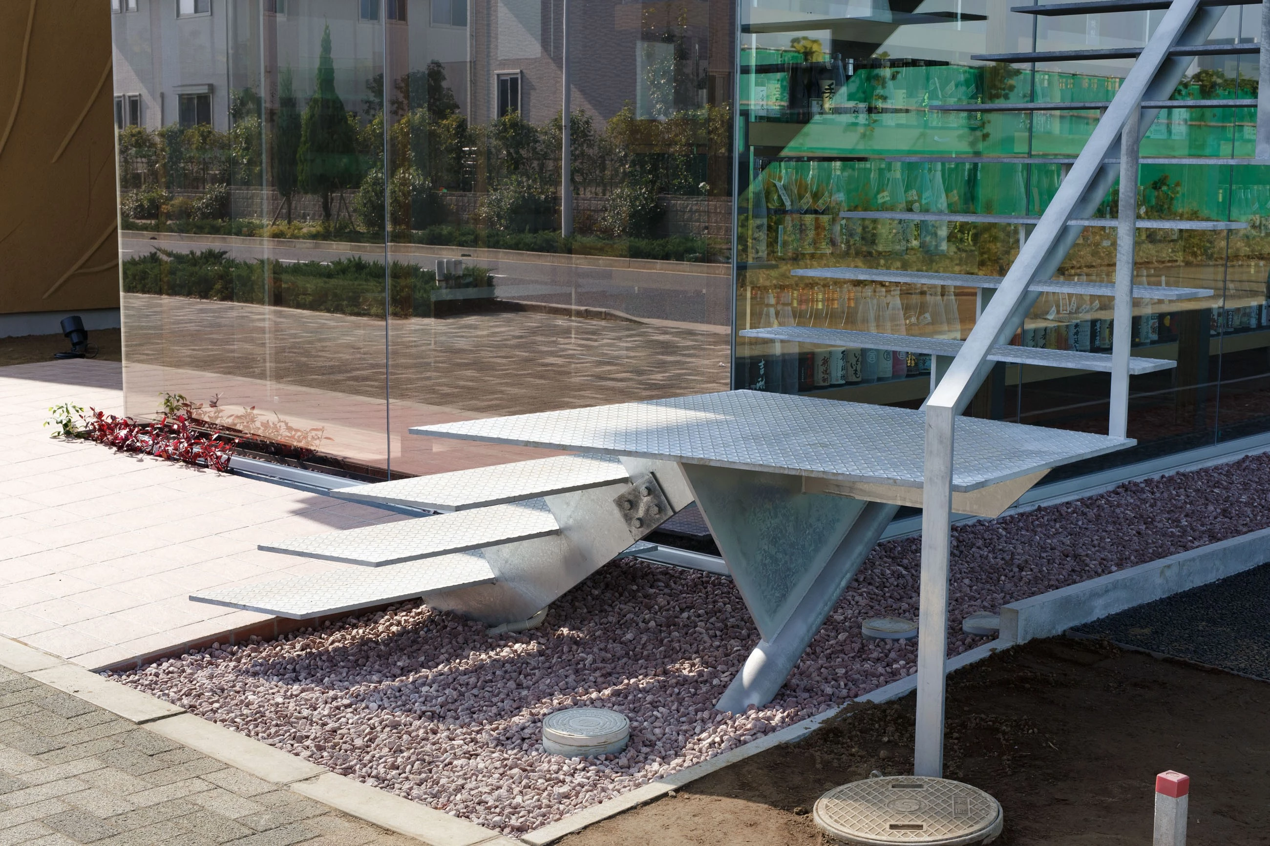 融入本土特色的日本酒仓库-17