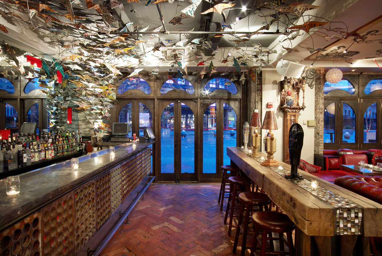 废旧物品的创意重生 | The Collective 环保艺术餐厅-0