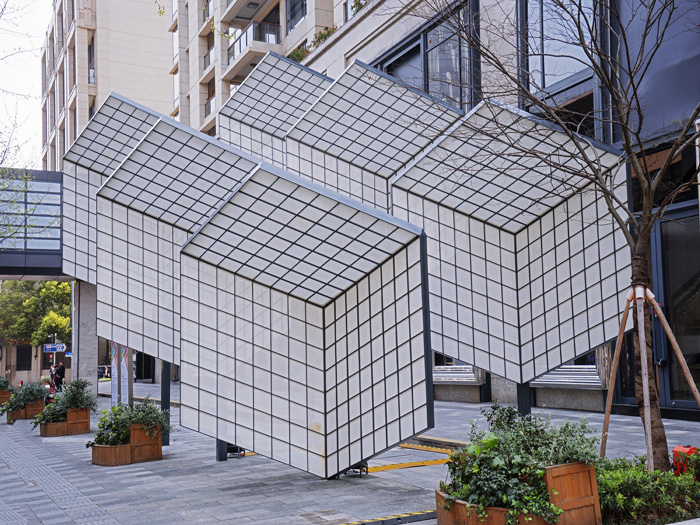 上海新天地创意橱窗展-0