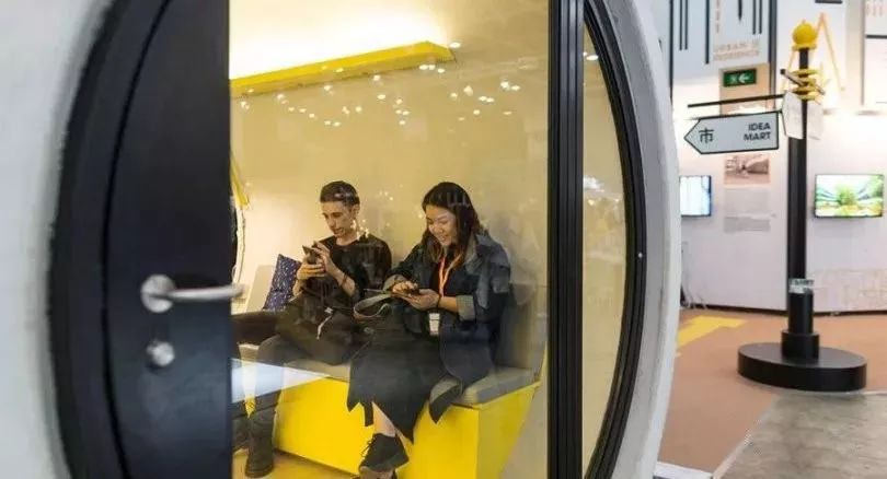 为了香港穷人不再蜗居，他们用水泥管做成了公寓-27