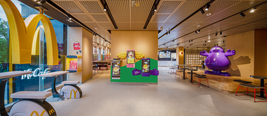 麦当劳广州(海印缤缤广场店)丨中国广州-4