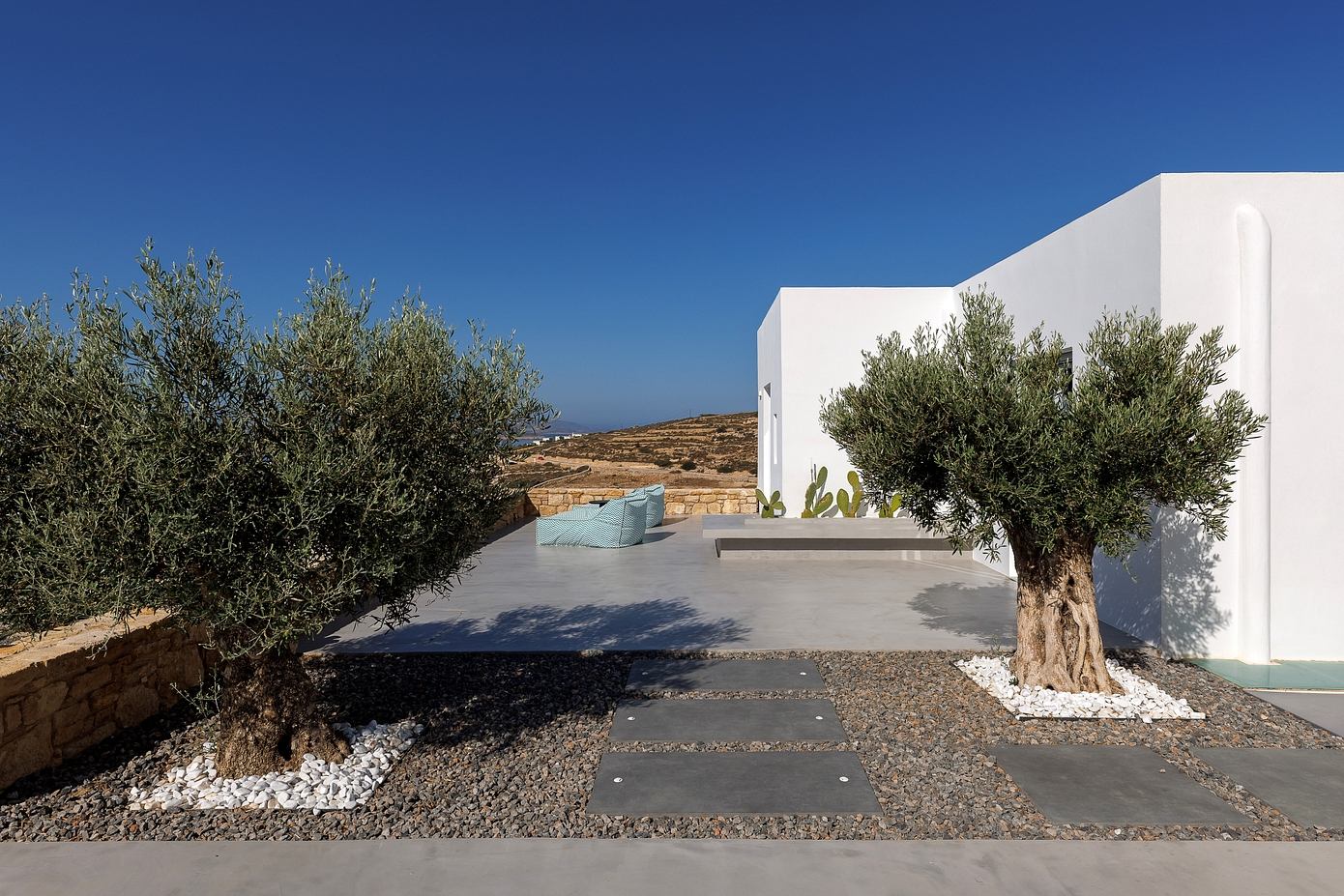 Fanos Guesthouse: Island Courtyard Living Shaped 丨 Wind and Greek Sun-8