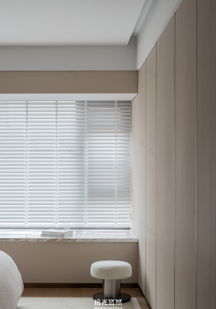 富有灵魂的纯白居所-26