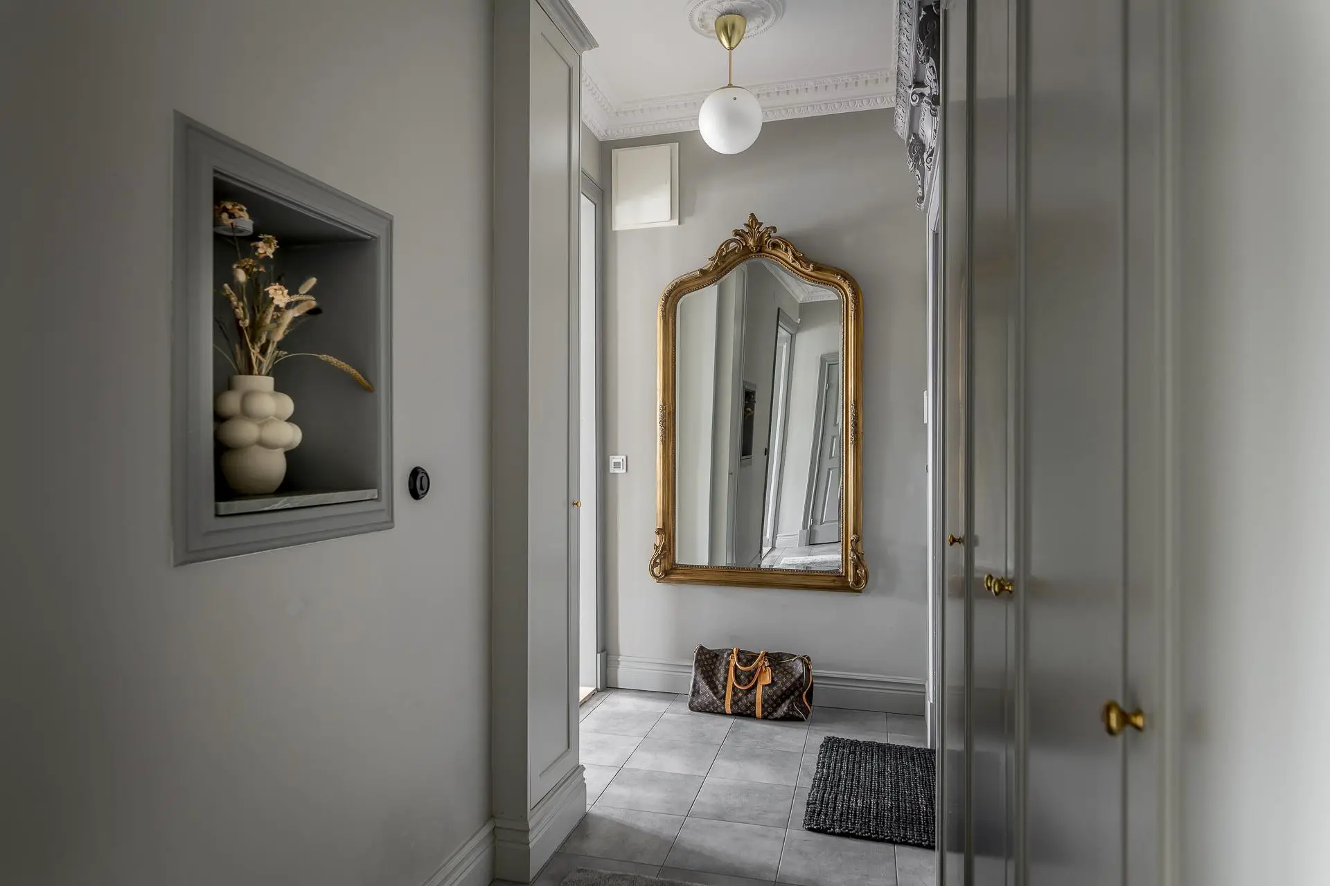 116m2 瑞典公寓 | 古典与现代的完美结合-23