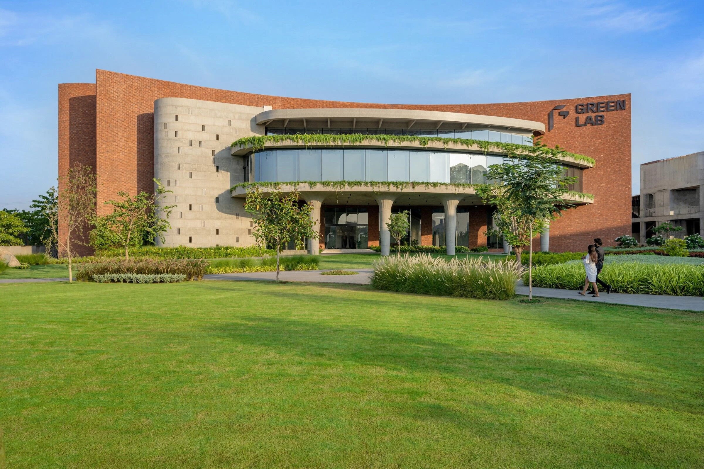 格林莱布钻石工厂大楼丨印度丨Design Work Group DWG-29