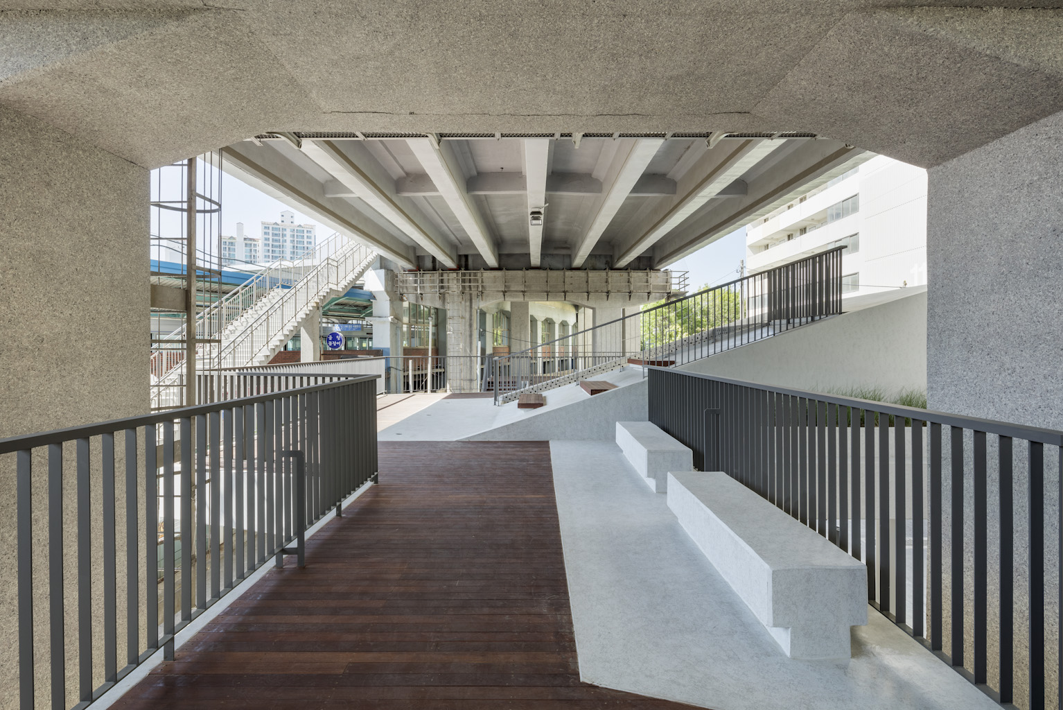 屋顶广场，首尔 / HG-Architecture-42