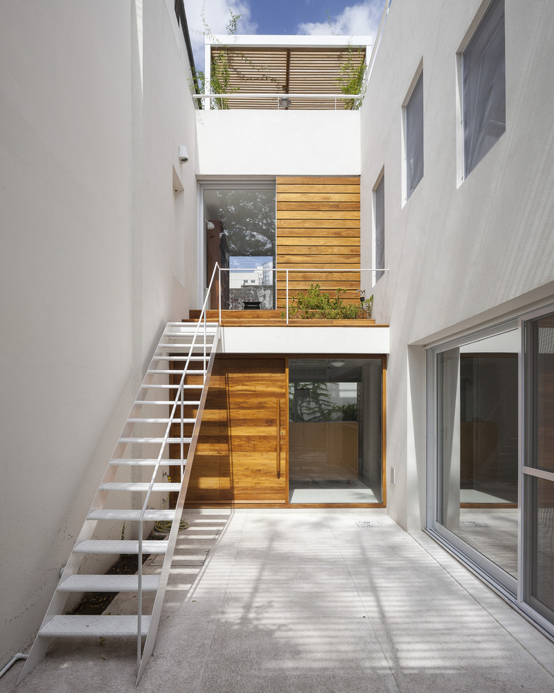 阿根廷五院住宅的室外空间利用-34