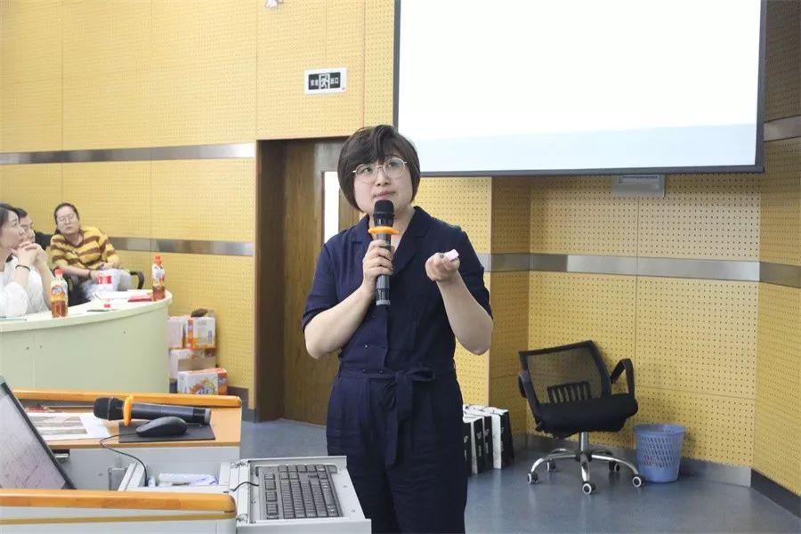 31㎡小宅容纳所有功能空间，设计师的杰作！-34