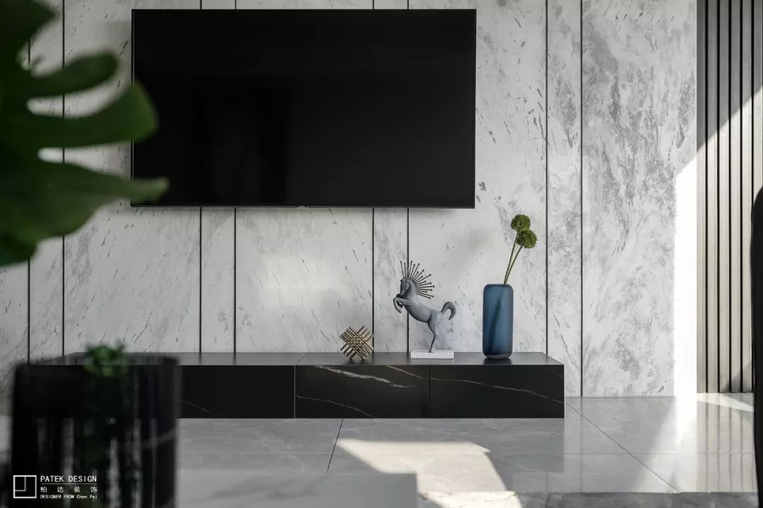 中央湖公馆 140㎡极简黑金家居,低调华丽尽收眼底-14