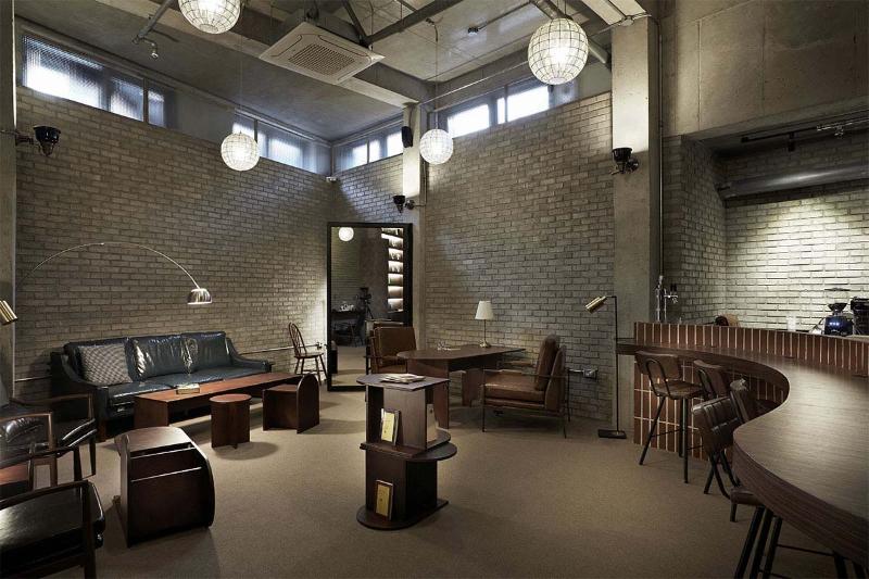 23 平米现代简约咖啡厅设计，点石成金的创意空间-5