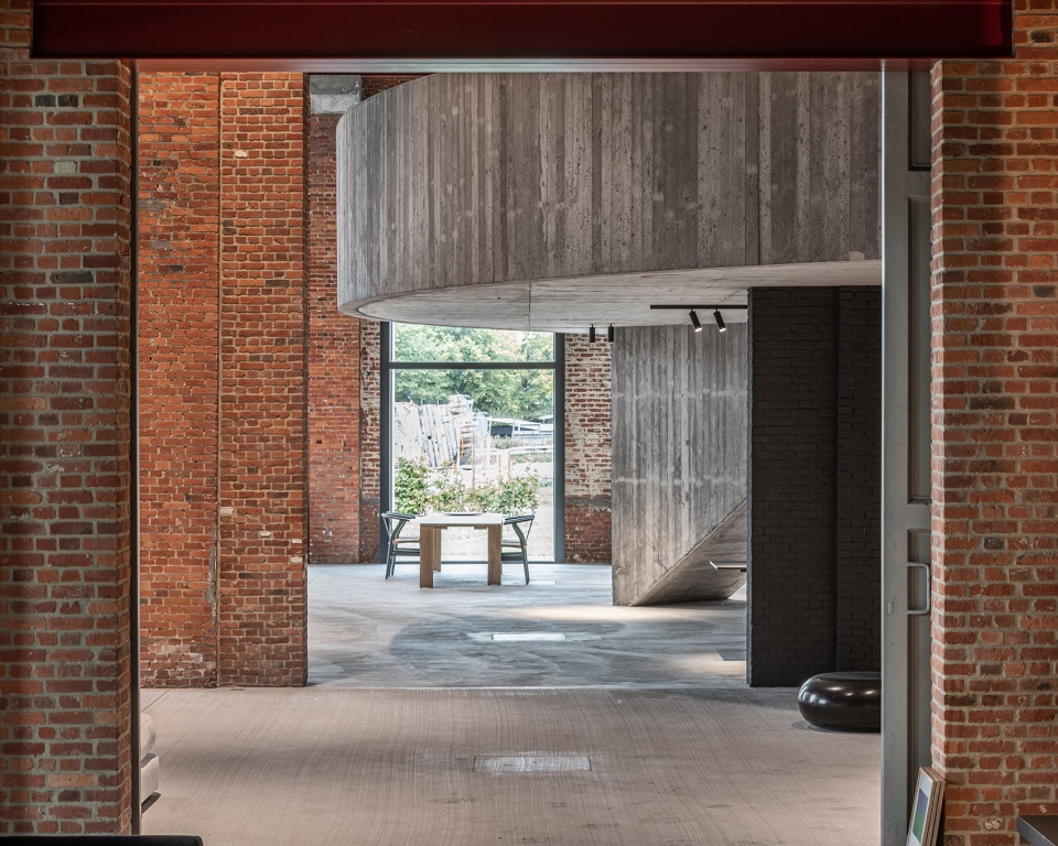 比利时阿尔斯特家具展厅丨Objekt Architecten 与 Hans Sterck 合作-24