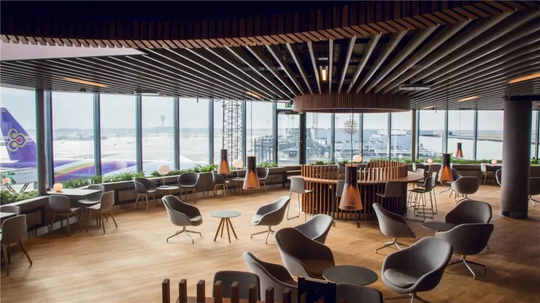 哥本哈根机场明捷贵宾休息室 | 绿色北欧风情的舒适港湾-31