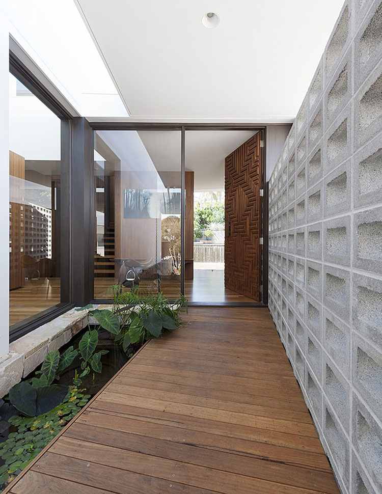 Flipped House by MCK Architects-13