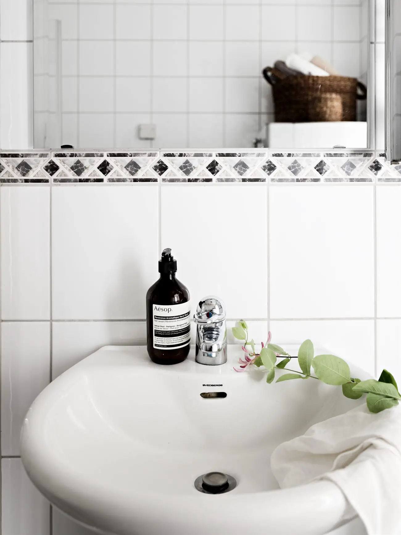 1880 年古建筑中的宁静城市公寓-16