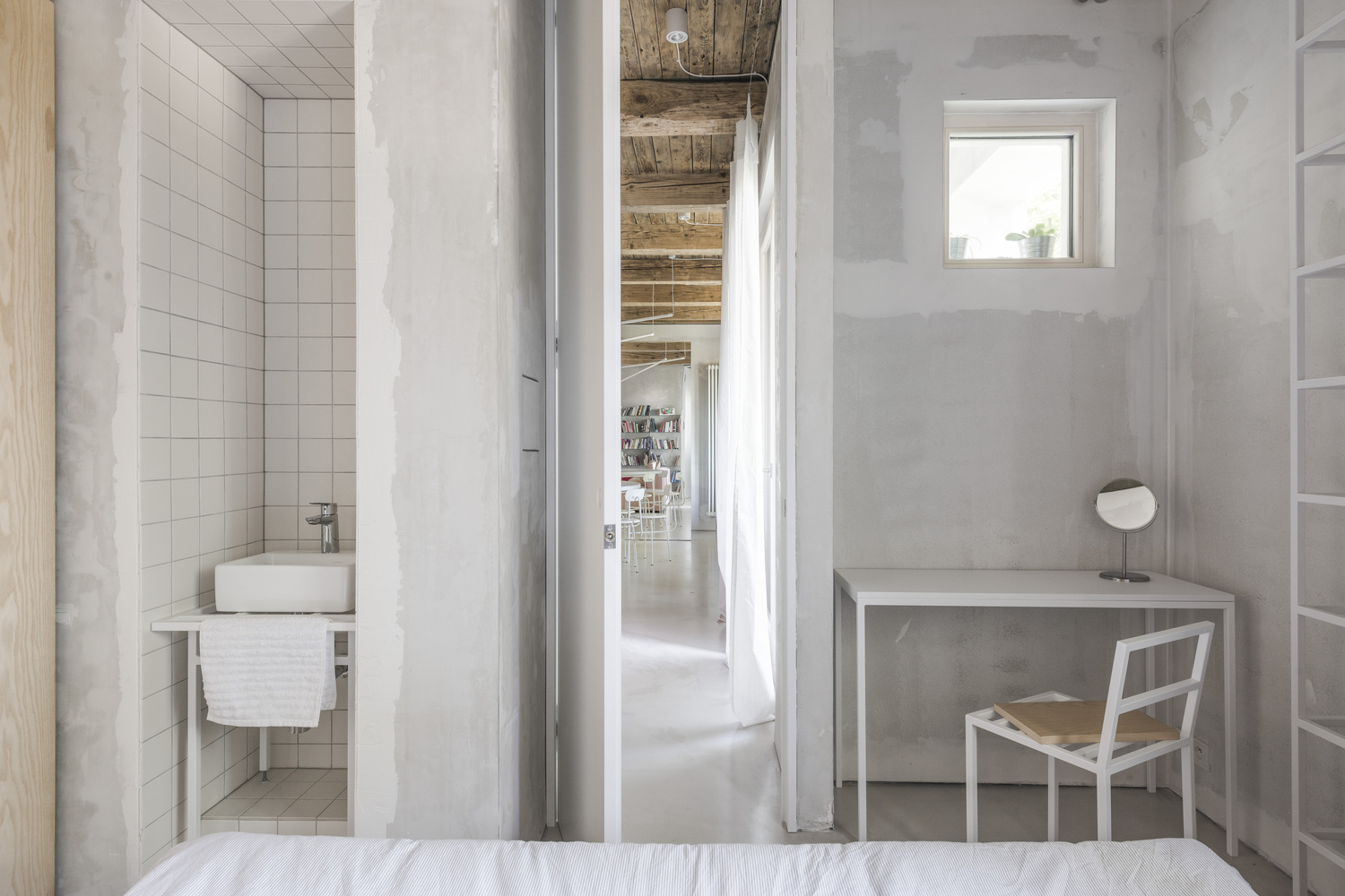 重塑空间 | 斯洛伐克 Bratislava 公寓的现代改造-38