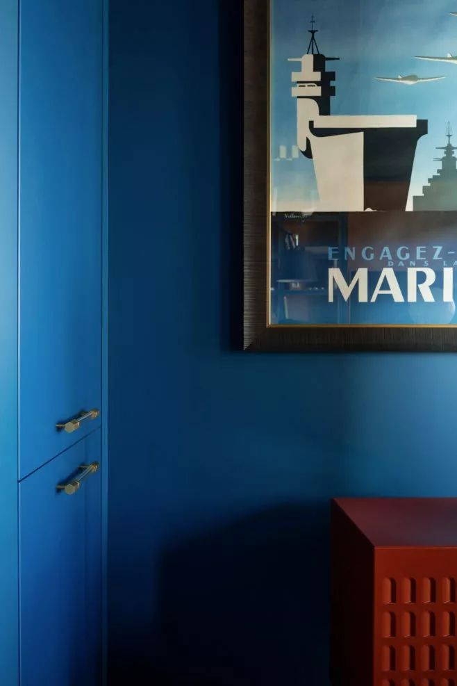 莫斯科设计师自宅 | 55 平米大胆创意空间-34