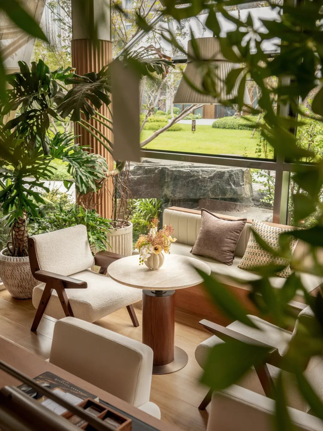 无隅制造|叶语书喃：绿光深处的相聚与独白-15