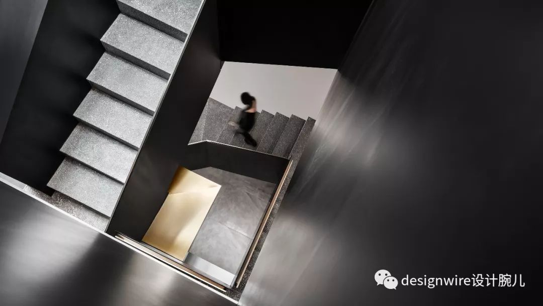 上海老建筑中的现代艺术盒子-40