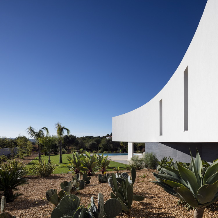 House in Alcalar  Vitor Vilhena Arquitectura-22