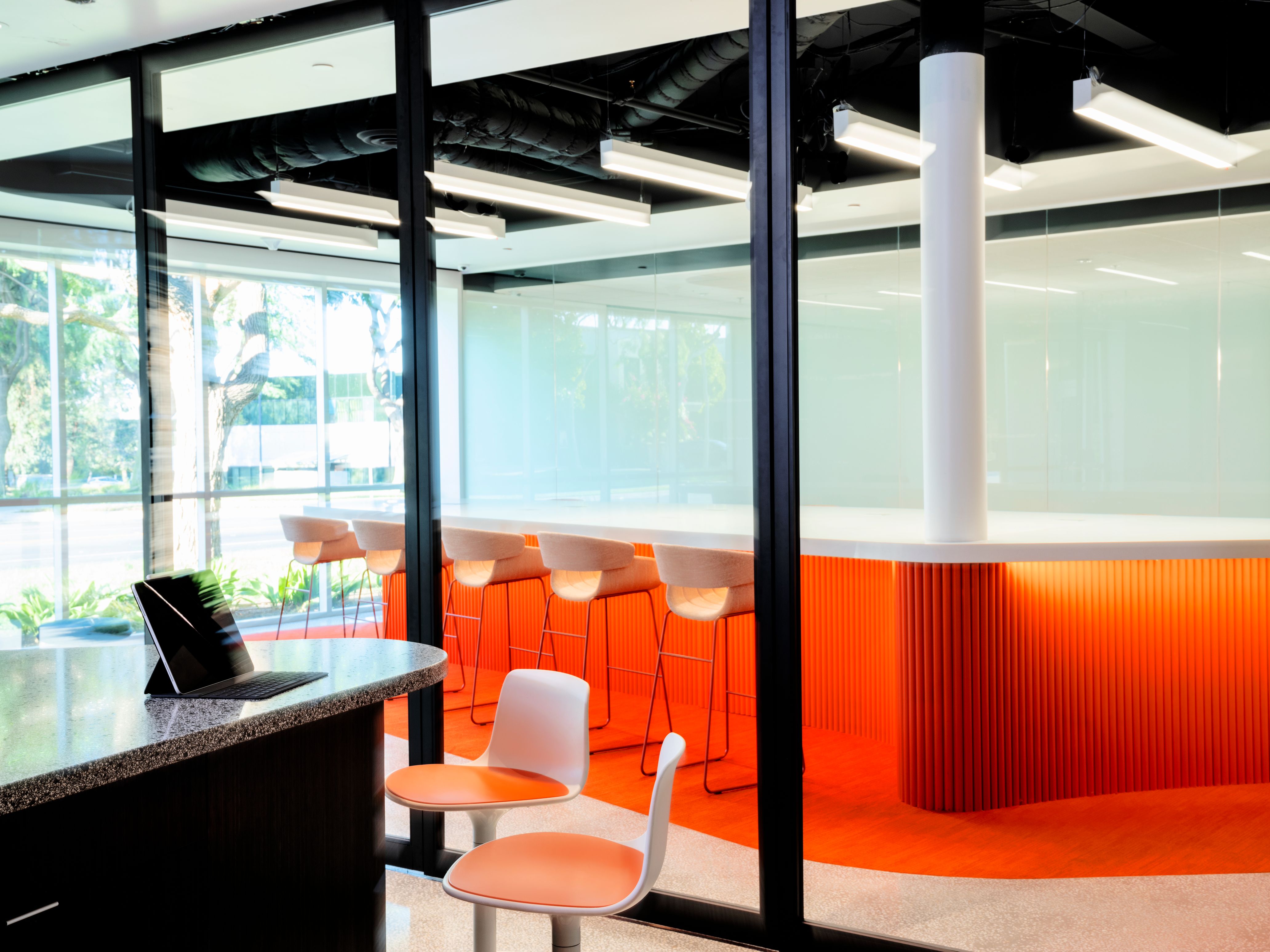 DocMagic · RA·DA 办公室 · 科技企业的功能性与美学设计-51