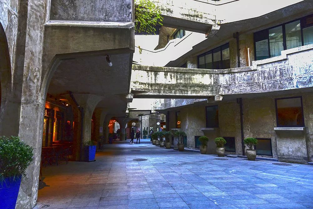 8个经典老建筑改造:老厂房、祖宅、乡村小学、空心村...
-76